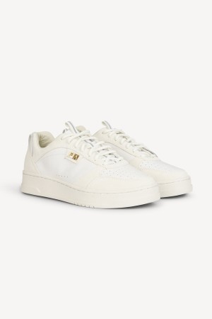 Beige Fila Aries Targa Women Trainers | 9654HQPBE