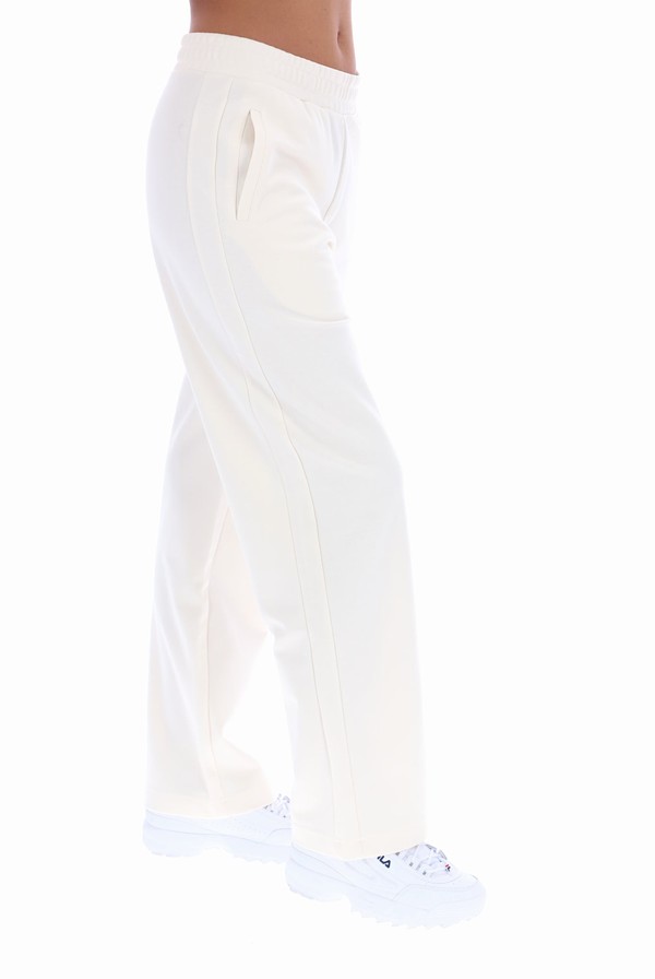 White Fila Everleigh Women Track Pants | 6038KNEWU